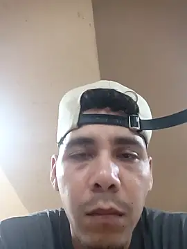 Maguito02 online show from September 29, 2025, 1:39 pm