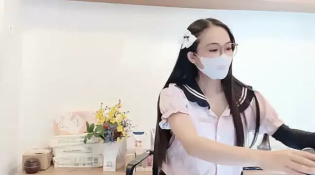 Lush-Office online show from March 8, 2025, 3:50 am