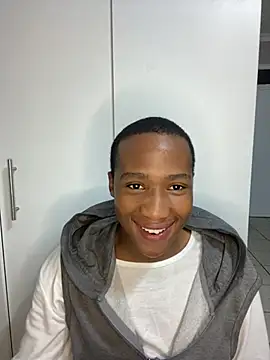 Snapshot of snotLoud chatting on February 13, 2025, 9:17 pm snotLoud online show from February 13, 2025, 9:17 pm