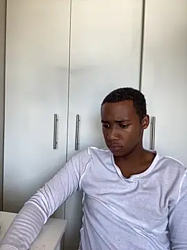 Snapshot of snotLoud chatting on February 28, 2025, 10:20 am snotLoud online show from February 28, 2025, 10:20 am