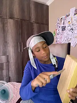 Snapshot of snotLoud chatting on January 16, 2026, 12:42 pm snotLoud online show from January 16, 2026, 12:42 pm