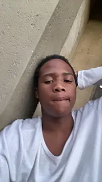 Snapshot of snotLoud chatting on January 18, 2026, 5:27 pm snotLoud online show from January 18, 2026, 5:27 pm