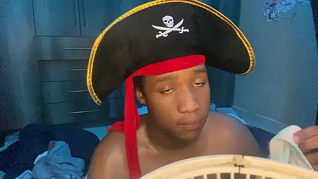 Snapshot of snotLoud chatting on February 7, 2026, 8:06 pm snotLoud online show from February 7, 2026, 8:06 pm