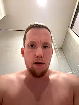 Snapshot of Sklavesucht2025 chatting on November 2, 2025, 5:34 am Sklavesucht2025 online show from November 2, 2025, 5:34 am