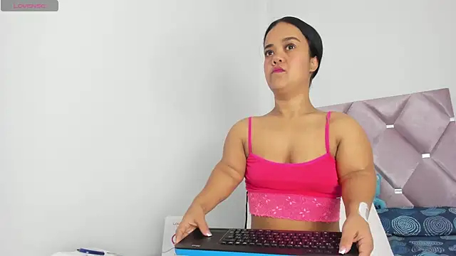 Snapshot of AnieRey chatting on February 26, 2026, 11:54 am AnieRey online show from February 26, 2026, 11:54 am