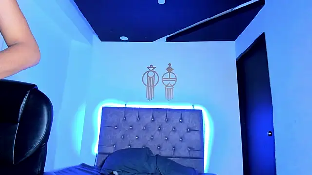 Snapshot of BrigitteRoy_ chatting on February 18, 2025, 10:14 pm BrigitteRoy online show from February 18, 2025, 10:14 pm