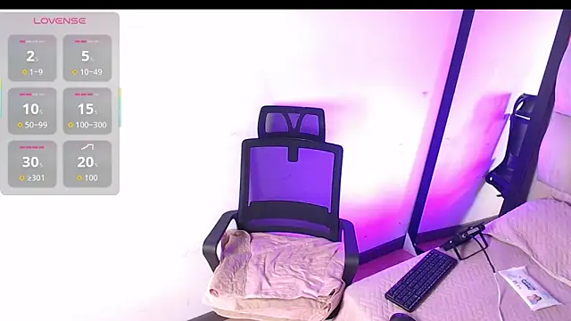 Snapshot of esmeralda-bk chatting on February 16, 2026, 9:13 pm esmeralda-bk online show from February 16, 2026, 9:13 pm