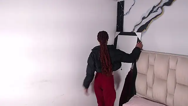 Snapshot of esmeralda-bk chatting on February 19, 2026, 9:12 pm esmeralda-bk online show from February 19, 2026, 9:12 pm