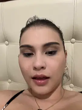 Aitana Hilton  online show from March 18, 2025, 11:53 pm