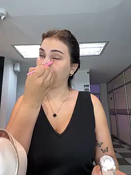 Aitana Hilton  online show from March 22, 2025, 11:42 am