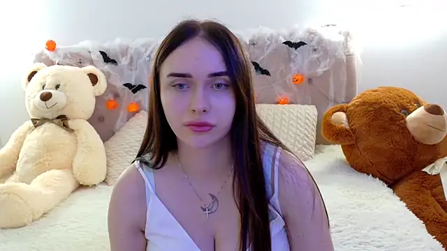 Lilliana Moon online show from November 13, 2025, 7:56 am