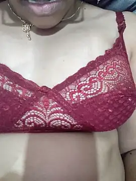 Snapshot of nikkibenza chatting on February 26, 2025, 12:27 pm nikkibenza online show from February 26, 2025, 12:27 pm