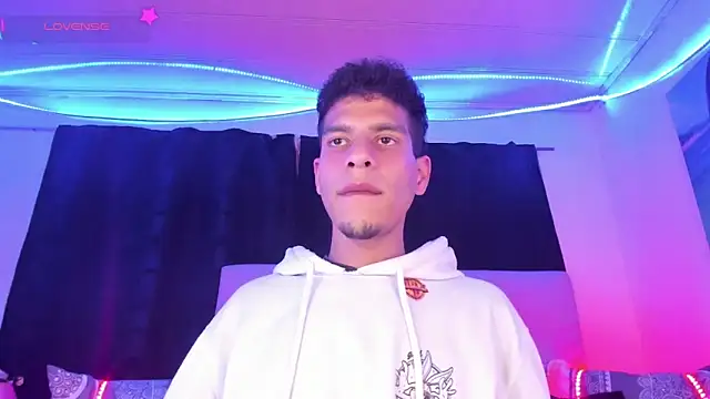 Ethan Boyy online show from February 10, 2026, 12:20 am