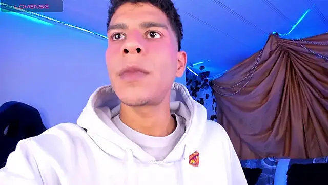 Ethan Boyy online show from November 22, 2025, 10:30 pm