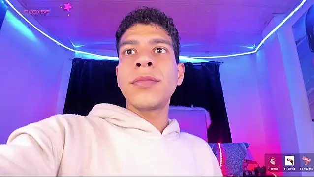 Snapshot of Ethan_Boyy chatting on May 2, 2026, 7:41 pm Ethan Boyy online show from May 2, 2026, 7:41 pm