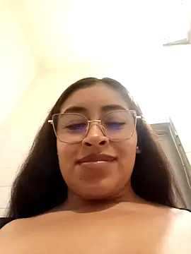 Snapshot of AnonymousGirl chatting on March 14, 2026, 1:33 am AnonymousGirl online show from March 14, 2026, 1:33 am