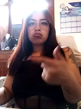 Snapshot of AnonymousGirl chatting on March 6, 2026, 3:40 pm AnonymousGirl online show from March 6, 2026, 3:40 pm