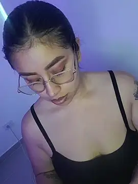 Snapshot of AnonymousGirl chatting on June 30, 2026, 7:14 pm AnonymousGirl online show from June 30, 2026, 7:14 pm