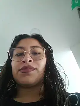Snapshot of AnonymousGirl chatting on June 9, 2026, 8:32 pm AnonymousGirl online show from June 9, 2026, 8:32 pm