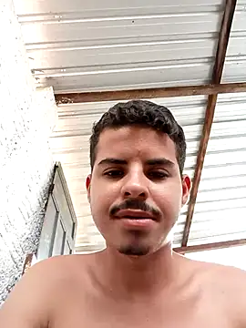 Snapshot of Frdrereeee chatting on December 2, 2025, 7:37 pm Frdrereeee online show from December 2, 2025, 7:37 pm
