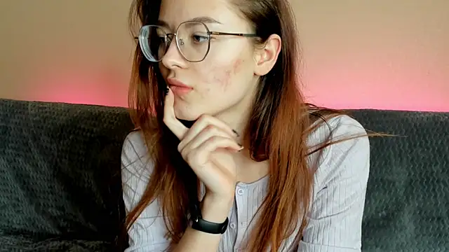 Snapshot of rudytune chatting on February 12, 2025, 10:24 am rudytune online show from February 12, 2025, 10:24 am