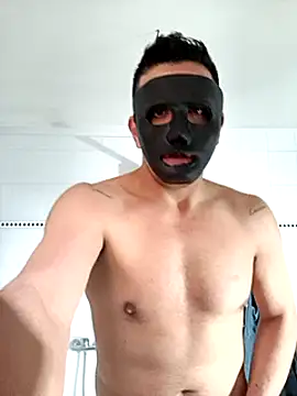 Snapshot of dennygladiator chatting on March 18, 2025, 9:23 am dennygladiator online show from March 18, 2025, 9:23 am