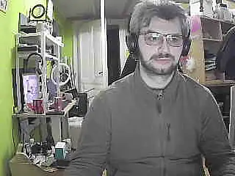 Snapshot of stary-w-kalesonach chatting on March 4, 2025, 5:03 pm stary-w-kalesonach online show from March 4, 2025, 5:03 pm