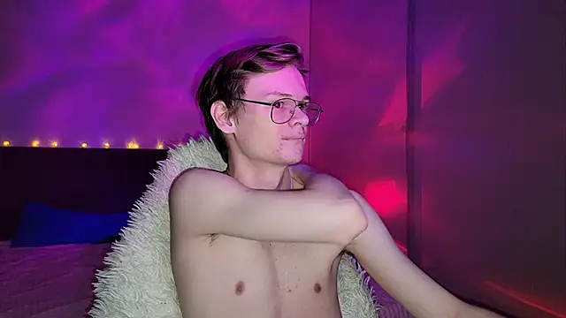 Wild boar1 online show from January 21, 2025, 7:50 pm