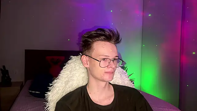 Wild boar1 online show from March 6, 2025, 9:53 pm