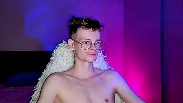 Wild boar1 online show from February 24, 2025, 9:09 pm