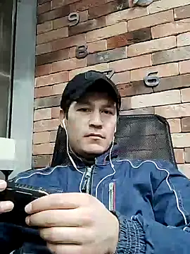Snapshot of ferukh chatting on January 16, 2025, 7:10 pm ferukh online show from January 16, 2025, 7:10 pm