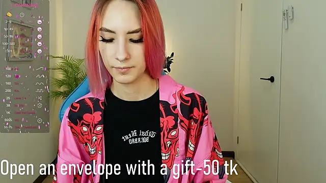 Snapshot of Kar1_na_ chatting on February 12, 2025, 8:06 am Kar1 na online show from February 12, 2025, 8:06 am