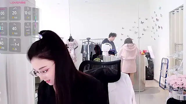 Snapshot of miaomiao-777 chatting on April 4, 2026, 1:12 am miaomiao-777 online show from April 4, 2026, 1:12 am