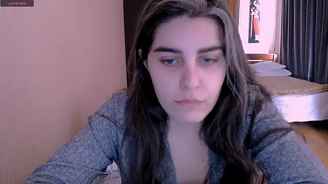  Roselina  online show from March 3, 2025, 10:17 am