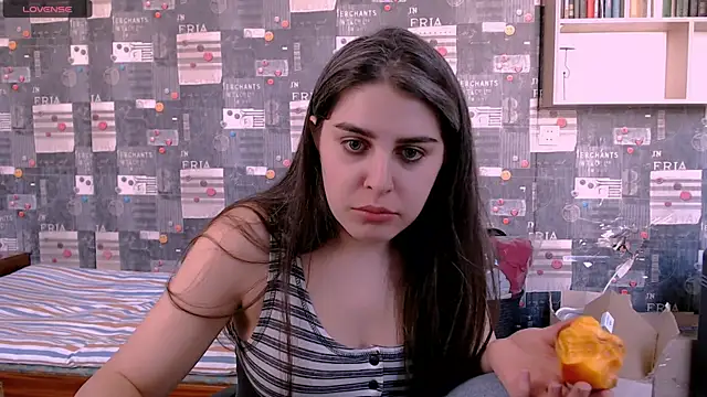  Roselina  online show from September 22, 2025, 9:59 am