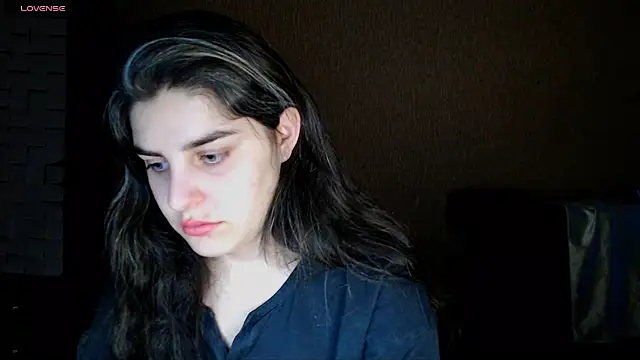  Roselina  online show from February 21, 2026, 3:03 pm