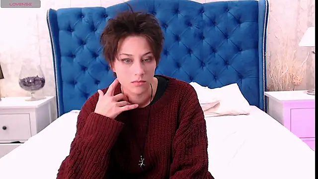 via mayer  online show from September 20, 2025, 1:38 pm