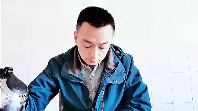 swg176 online show from October 22, 2025, 7:30 am