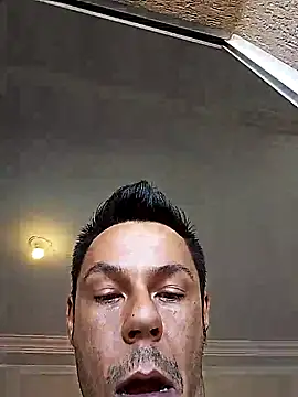 Santanacumxplod online show from February 28, 2025, 3:15 pm