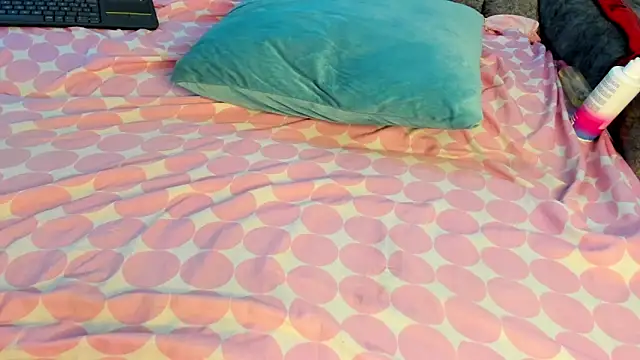 Snapshot of MARIAM_COLINS chatting on February 8, 2025, 10:39 am MARIAM COLINS online show from February 8, 2025, 10:39 am