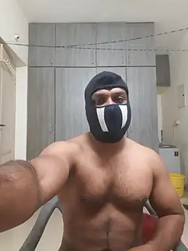 Snapshot of Chennaibull15 chatting on December 3, 2025, 6:40 pm Chennaibull15 online show from December 3, 2025, 6:40 pm