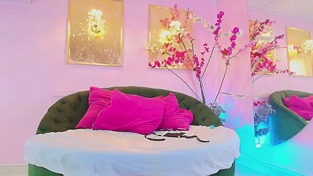 scarlette69 online show from February 21, 2026, 7:27 pm