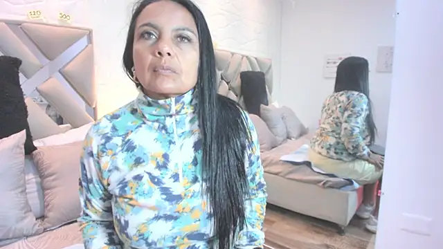 Snapshot of raquell_moore chatting on September 17, 2025, 11:34 am raquell moore online show from September 17, 2025, 11:34 am