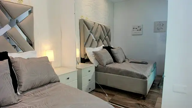 Snapshot of raquell_moore chatting on November 20, 2025, 12:17 pm raquell moore online show from November 20, 2025, 12:17 pm