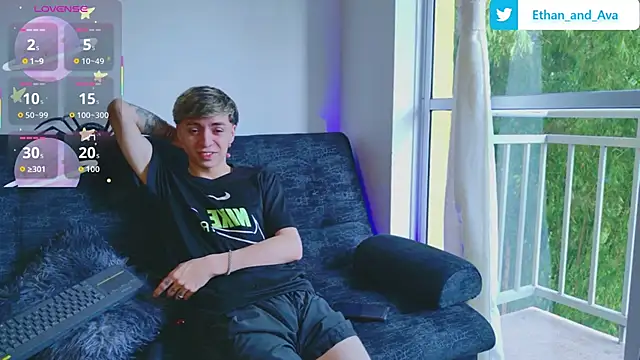 ethan and ava online show from October 15, 2025, 12:46 pm