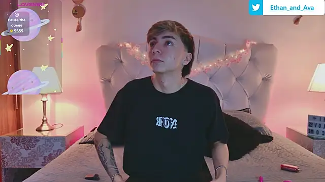 ethan and ava online show from September 21, 2025, 12:43 pm