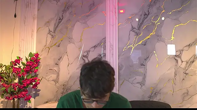 Snapshot of vanilla_hot chatting on November 21, 2025, 8:08 pm vanilla hot online show from November 21, 2025, 8:08 pm