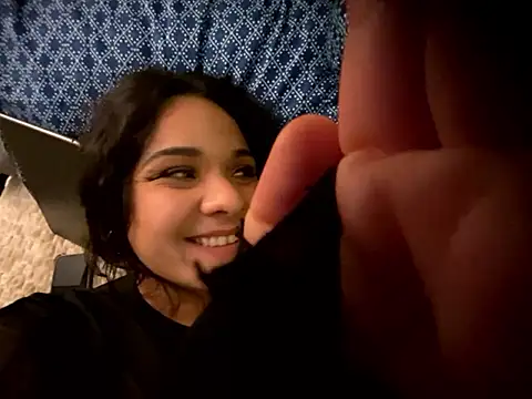 Snapshot of hornycouple818 chatting on October 1, 2025, 8:19 am hornycouple818 online show from October 1, 2025, 8:19 am