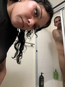 Snapshot of hornycouple818 chatting on September 14, 2025, 9:53 am hornycouple818 online show from September 14, 2025, 9:53 am