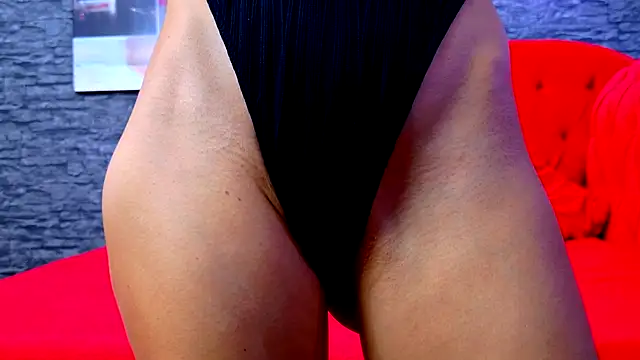 SelenaNoir online show from September 12, 2025, 4:12 am